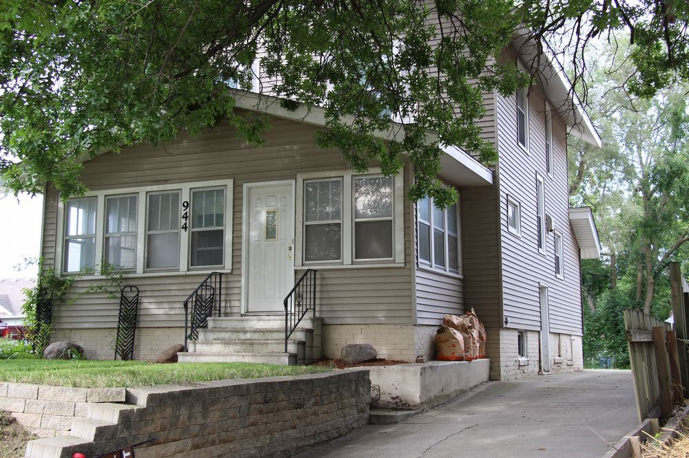 Primary Photo - 944 31st St