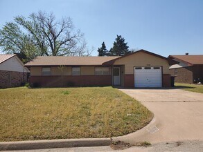 Building Photo - 709 Quapaw Dr