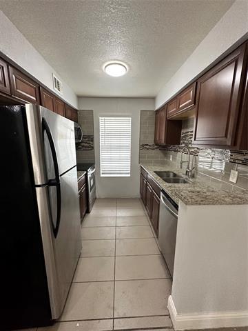 Building Photo - 4624 San Jacinto St
