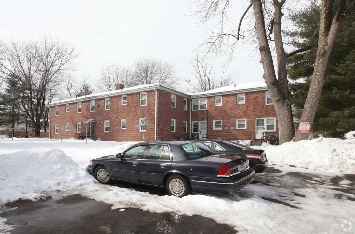 Foto del edificio - Emerson Village