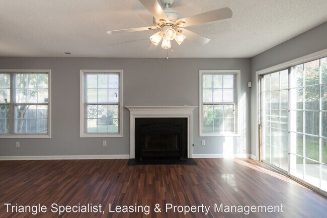 Building Photo - 5504 Sorrell Crossing Dr