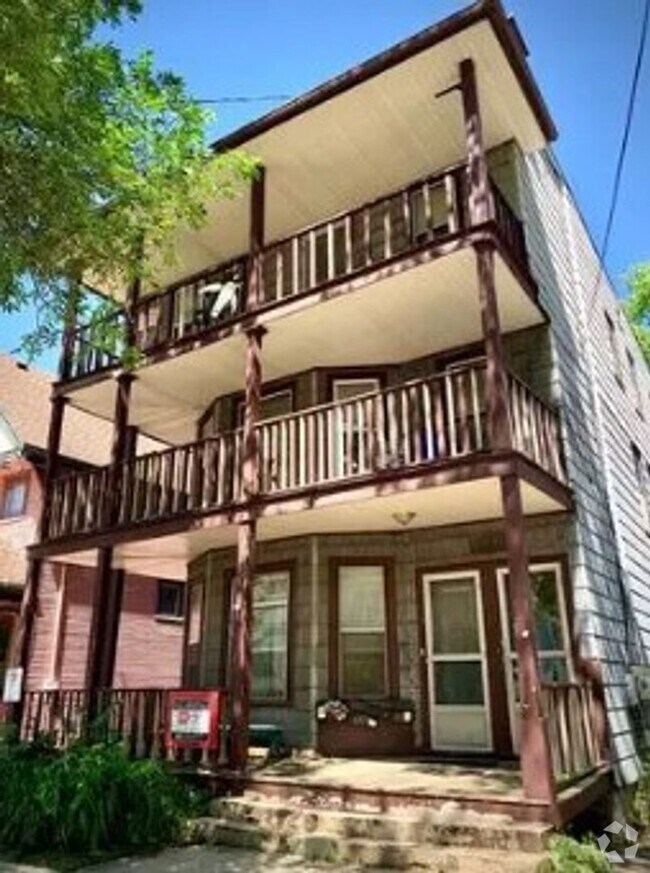 Building Photo - 1036 Williamson St