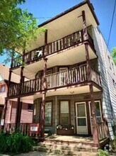 Building Photo - 1036 Williamson St