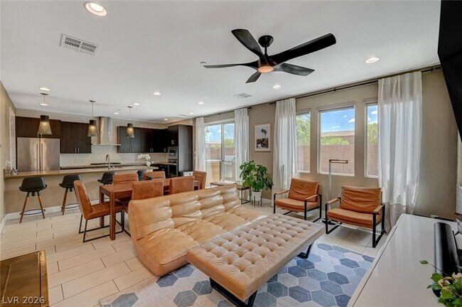 Building Photo - 11375 Gravitation Dr
