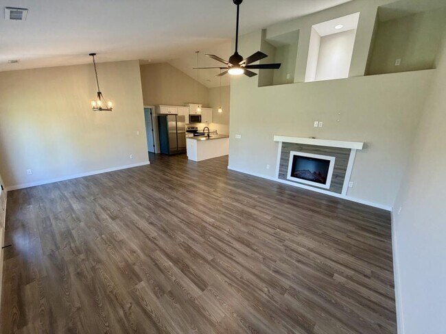 Foto del edificio - 115 Otts Shoals Rd