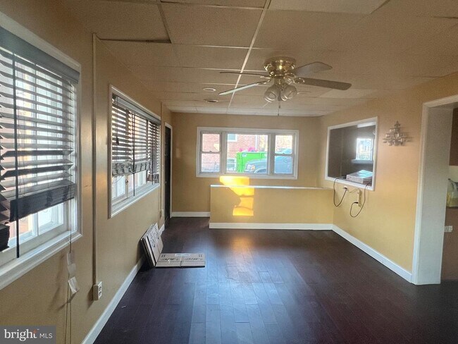 Foto del edificio - 502 3rd Ave SW