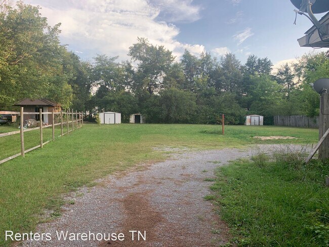Building Photo - 2 br, 1 bath House - 106B Fisher Drive