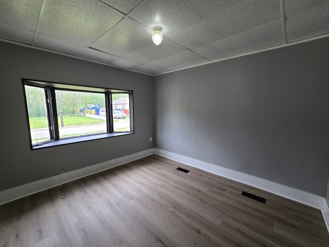 Building Photo - 508 Mobile St