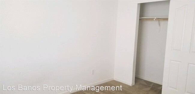 Building Photo - 5 br, 3.5 bath House - 13667 Santa Lucia