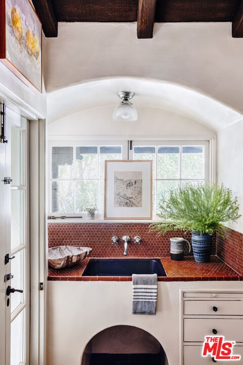 Building Photo - 1471 Havenhurst Dr