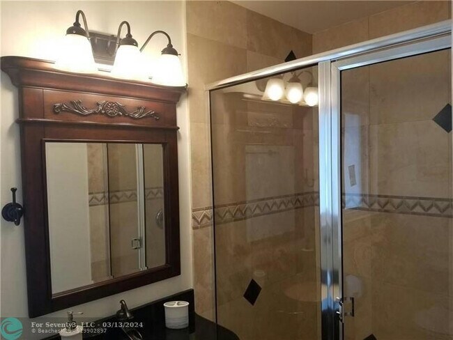 Foto del edificio - 9500 NW 37th Ct