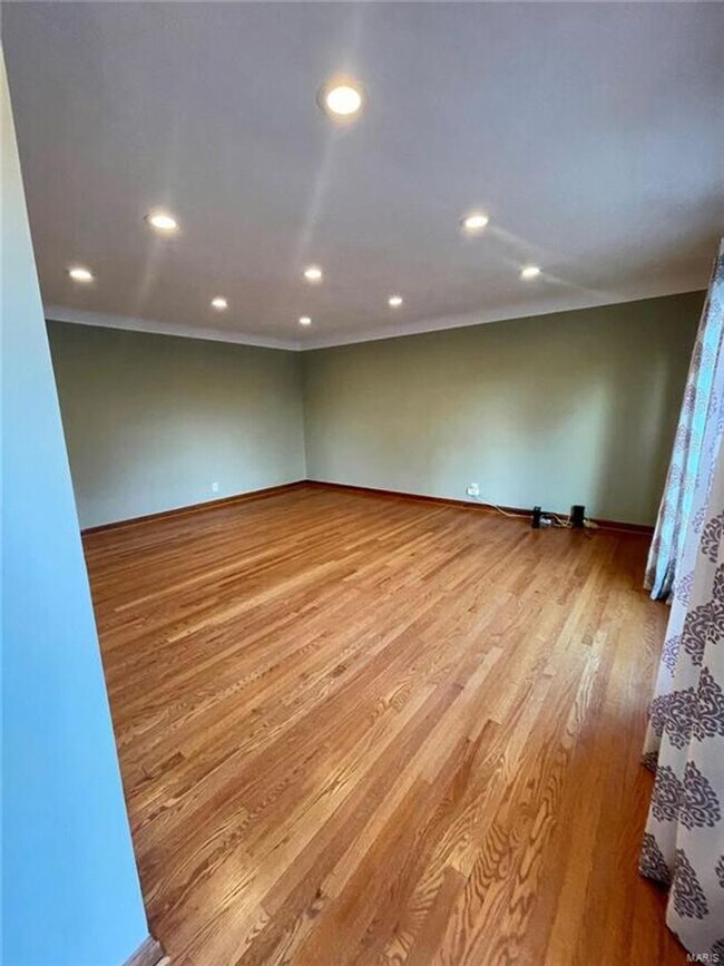Foto del edificio - 8501 Grantshire Ln