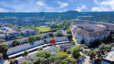 Building Photo - 7545 Brompton St