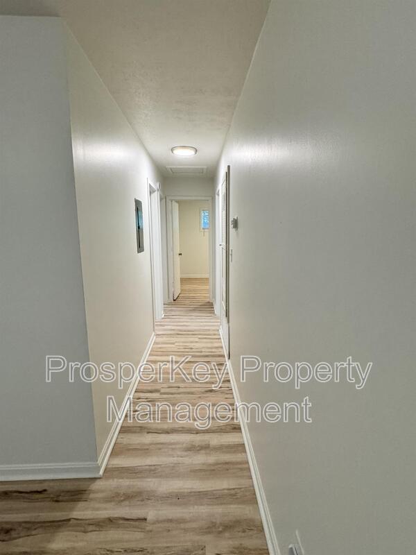 Foto del edificio - 5217 Dana Dr