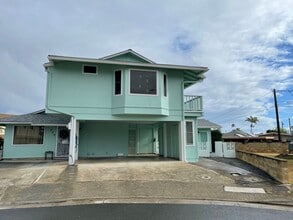 Building Photo - 320 Kealahou Pl