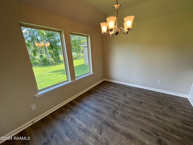 Foto del edificio - 119 Hl Vw Dr