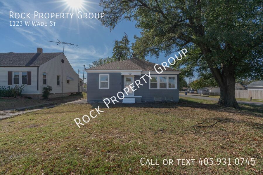 Primary Photo - 1123 W Wade St