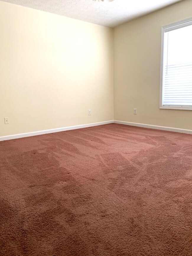 Foto del edificio - 1951 Rock Ledge Court Auburn, AL 36832