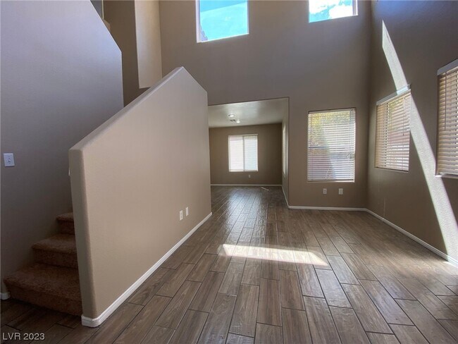Building Photo - 7429 Granada Willows St