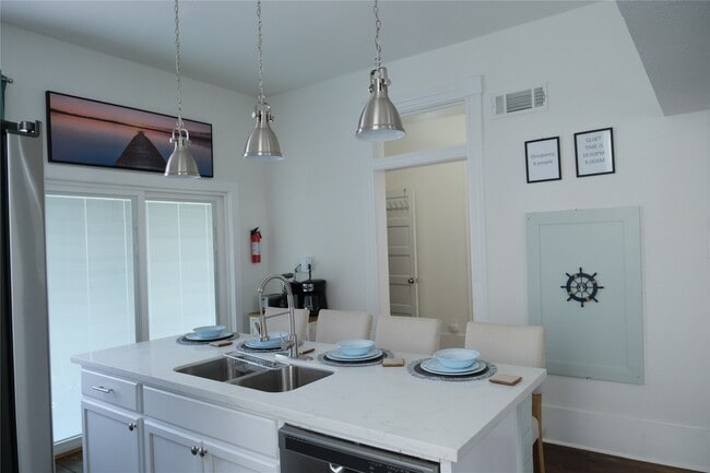 Foto del edificio - 2310 33rd St