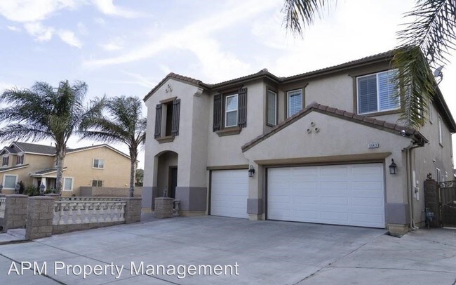 Building Photo - 4 br, 3.5 bath House - 6643 Theresa St.