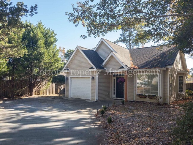 Photo - 102 Blossom Cir House