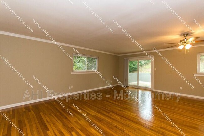 Building Photo - 3453 Dalraida Pkwy
