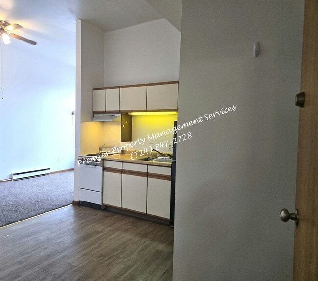 Foto del edificio - 518 W Cunningham St