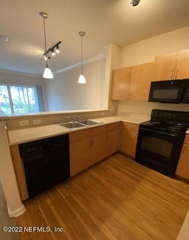Foto del edificio - 8290 Gate Pkwy W