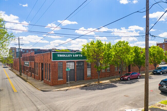 Foto del edificio - Trolley Lofts