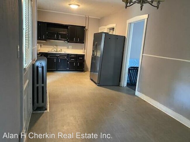 Building Photo - 3 br, 2 bath House - 164 Main Street