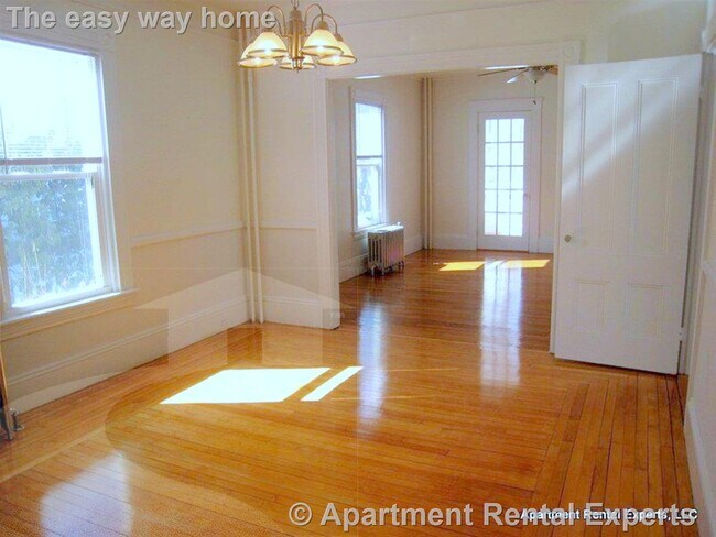 Foto del edificio - 19 Henderson St