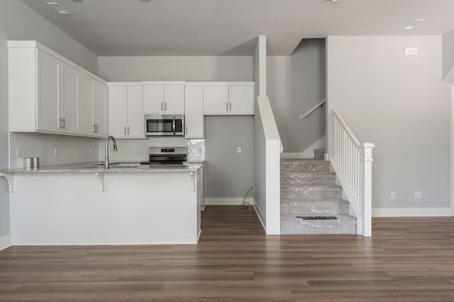 Foto del edificio - New 3 BR/3.5 BA home in Willow Bend