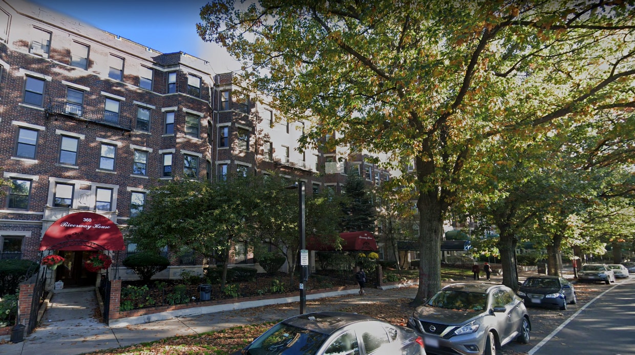 368 Riverway, Boston, MA 02115 Condo for Rent in Boston, MA