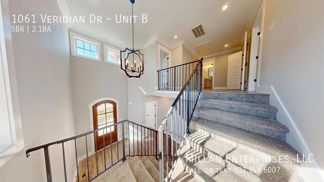Building Photo - 1061 Veridian Dr