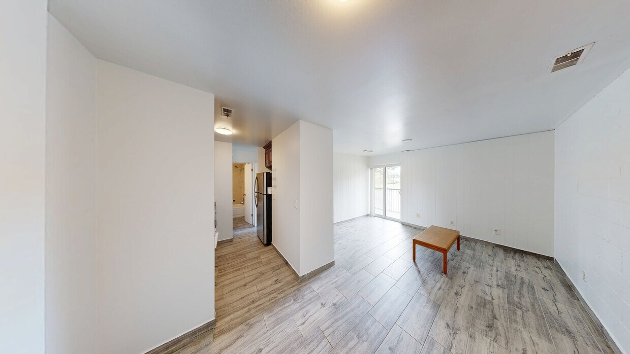 Photo - Tradewind Apartments