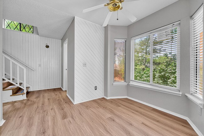 Building Photo - Remodeled house in Cherry Creek Schools!