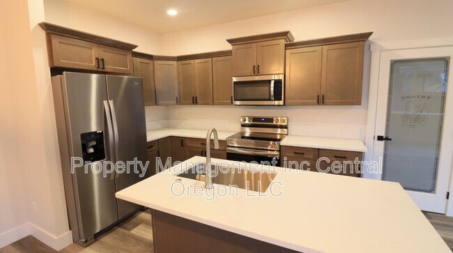 Foto del edificio - 61379 Brosterhous Road