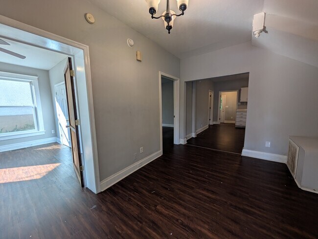 Foto del edificio - 820 Rivermont Ave