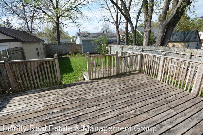 Foto del edificio - 3 br, 2 bath House - 512 10th St SE