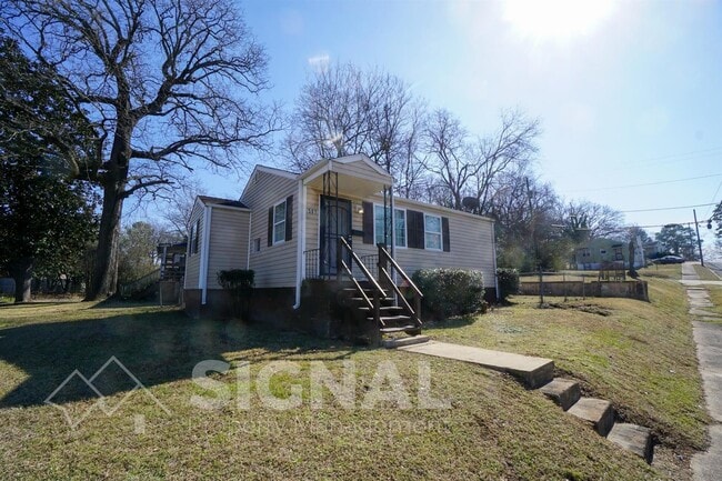 Foto del edificio - 581 Seminole Cir