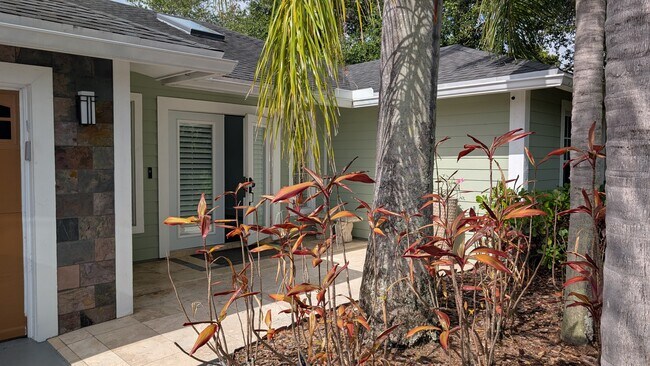 Foto del edificio - 382 NW 35th Ln