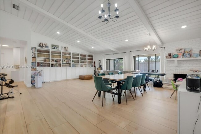 Foto del edificio - 7380 NW 44th Ct