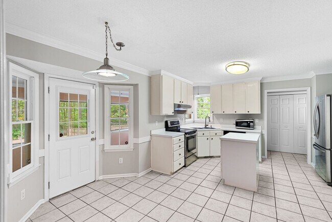 Foto del edificio - 209 Goldfield Dr