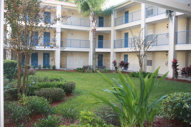 Foto del edificio - 7220 Westpointe Blvd