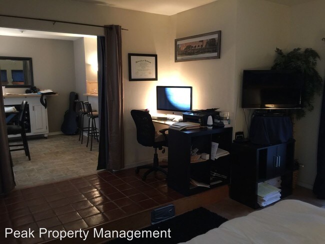 Foto del edificio - 3 br, 1.5 bath House - 2219 N Robert Bruce