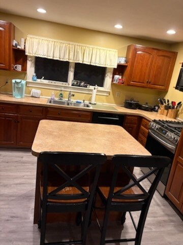 Foto del edificio - 672 Center St