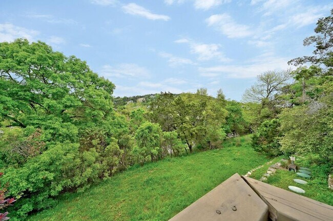 Foto del edificio - 307 Laurel Valley Rd