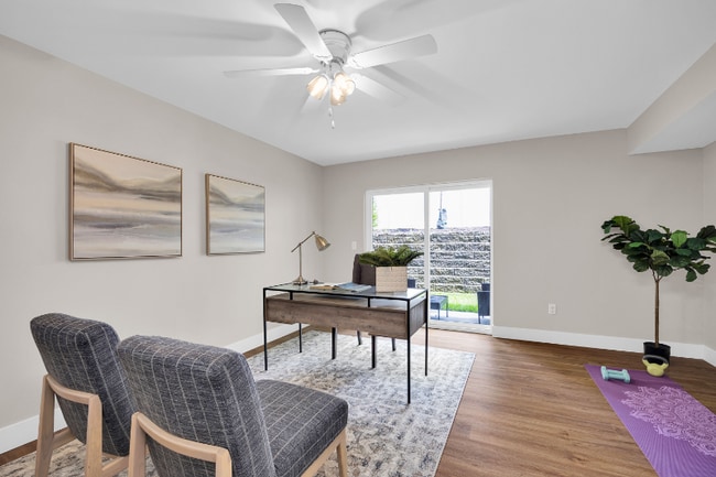 Building Photo - 4488 Butterfield Pl