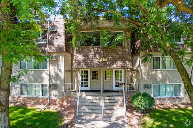 Building Photo - 2700-2727 Rhode Island Ave S. (Rhode Island Chateau)